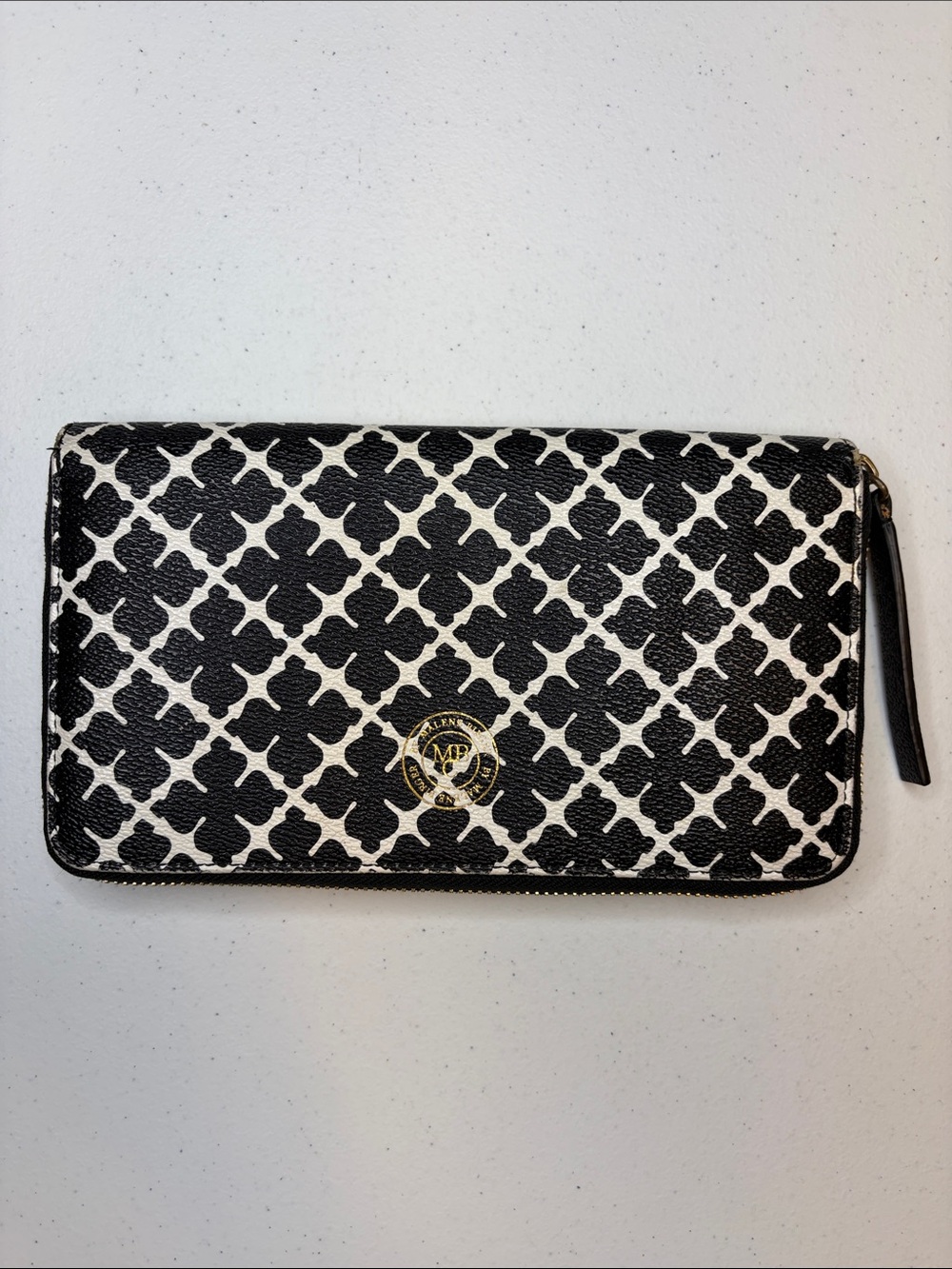 By Malene Birger Elia Zip-Around Continental Wallet - Signature Flower Black